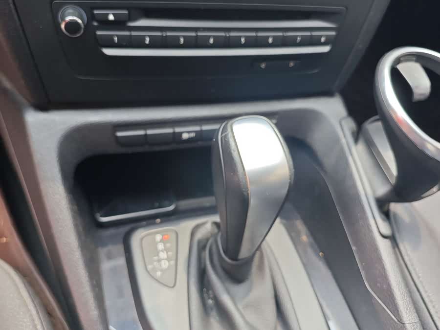 BMW X1 (Imported) 2012 car image #12