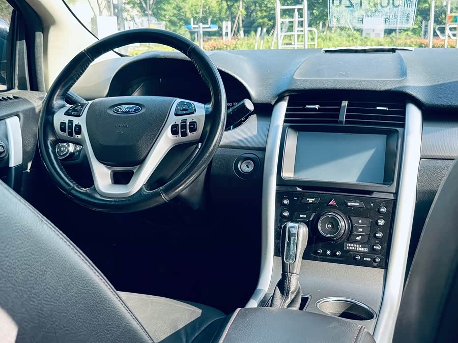 Ford Edge (Imported) 2013 صورة سيارة #12