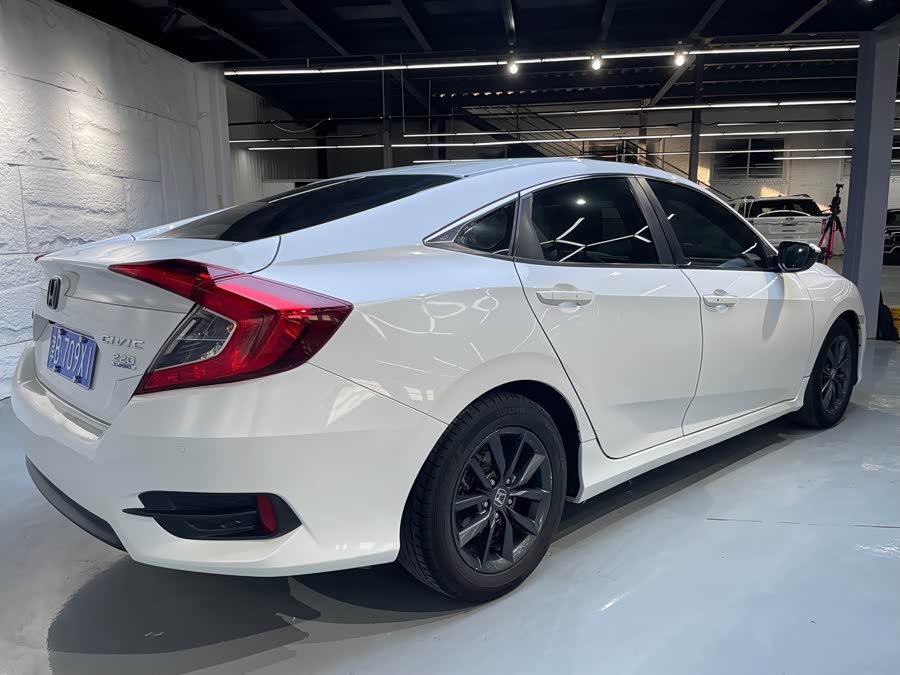 Honda Civic 2021 #12 Honda Civic 2021 car image #12