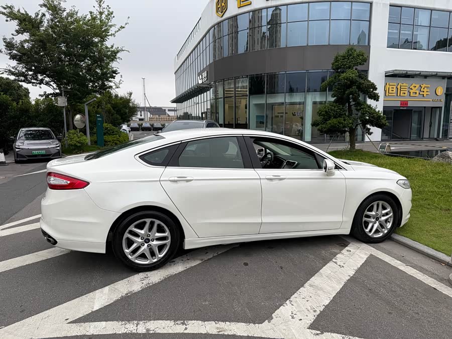 Ford Mondeo 2014 #12 Ford Mondeo 2014 car image #12