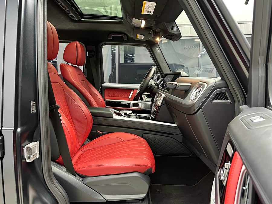 Mercedes-Benz car image #12