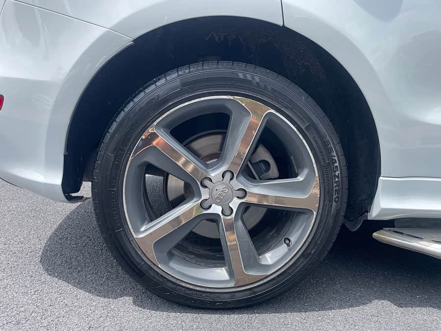 Audi Q5 (Imported) 2015 car image #12