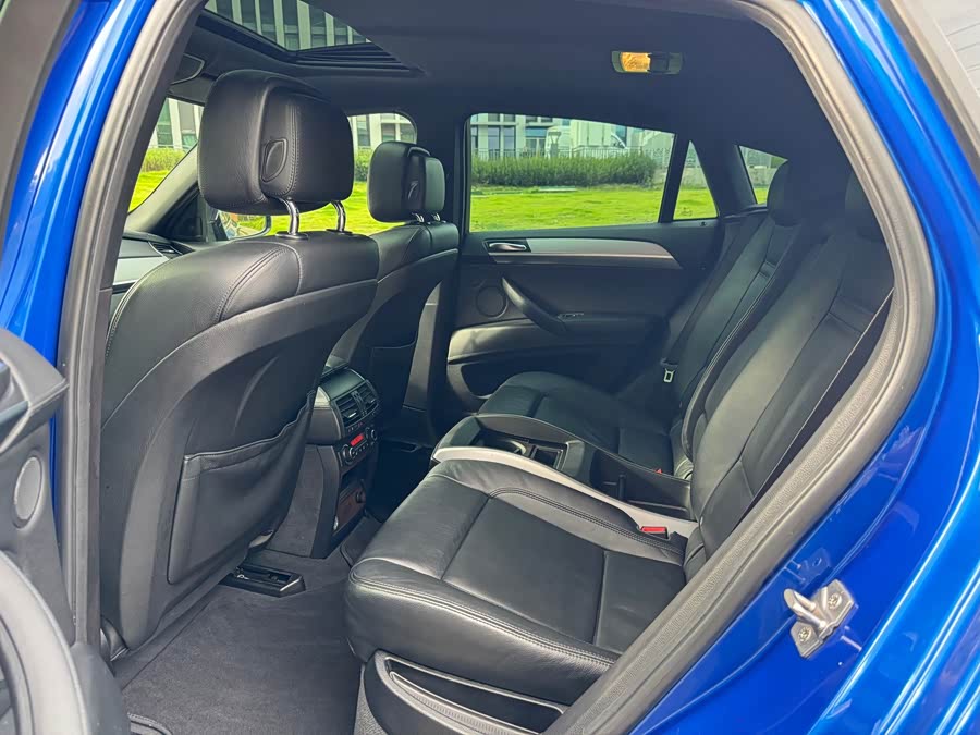 BMW X6 M 2013 #12 BMW X6 M 2013 car image #12