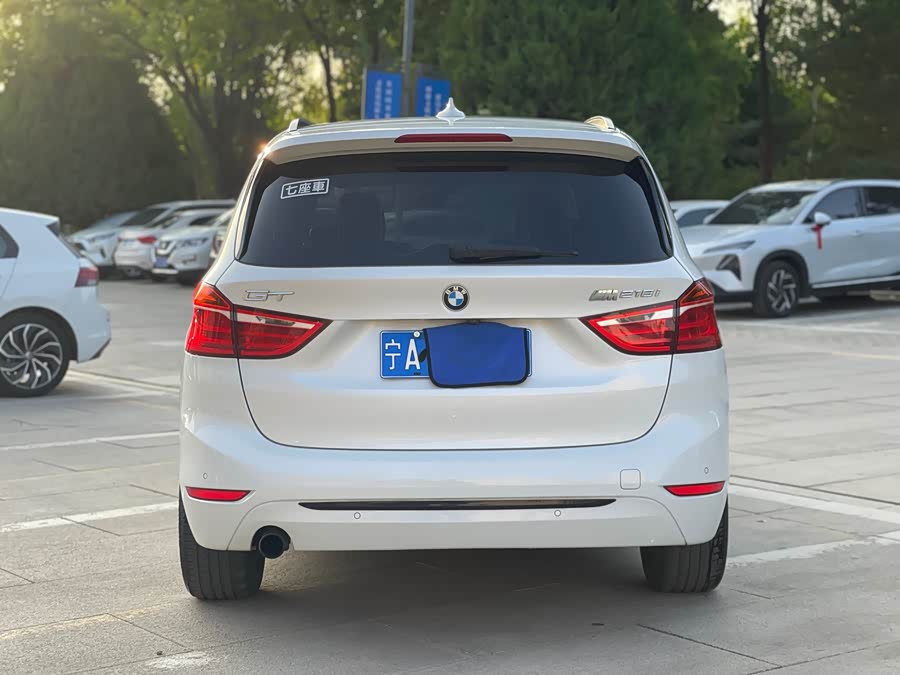 BMW 2 Series Gran Tourer 2015 #12 BMW 2 Series Gran Tourer 2015 صورة سيارة #12