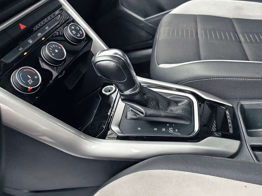 大众 T-ROC探歌 2021 汽车图片 #12