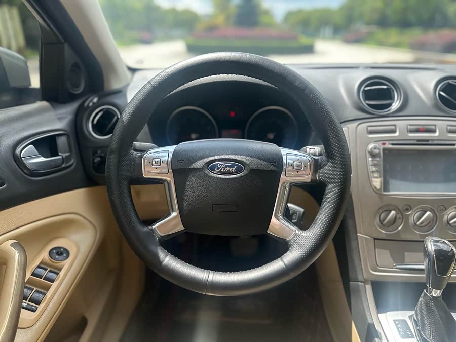 Ford Mondeo-Zhisheng 2010 car image #12