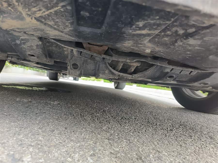 Changan Eado XT 2017 изображение автомобиля #12