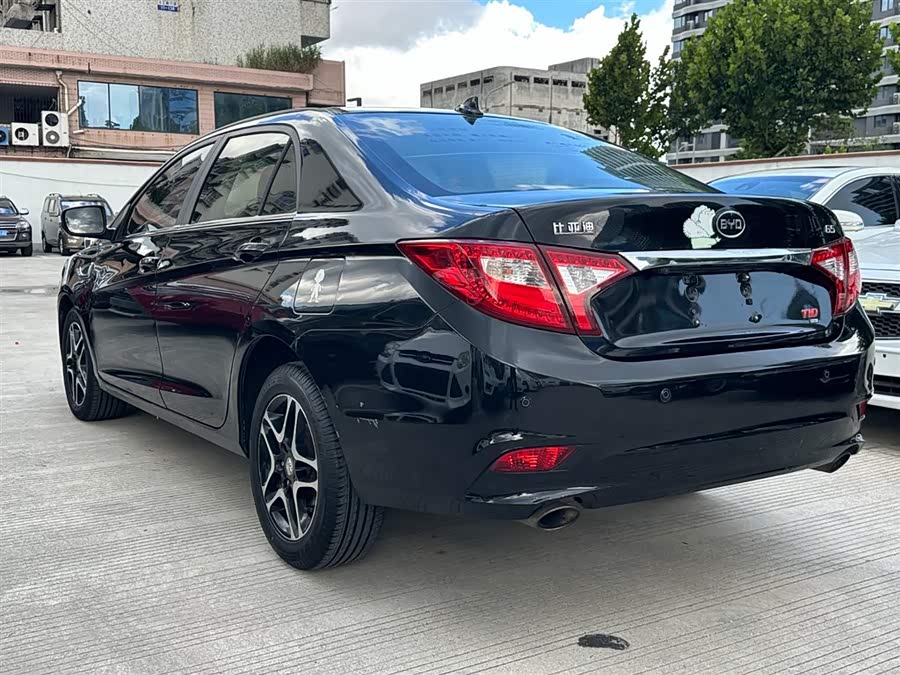 BYD G5 2016 #12 BYD G5 2016 car image #12