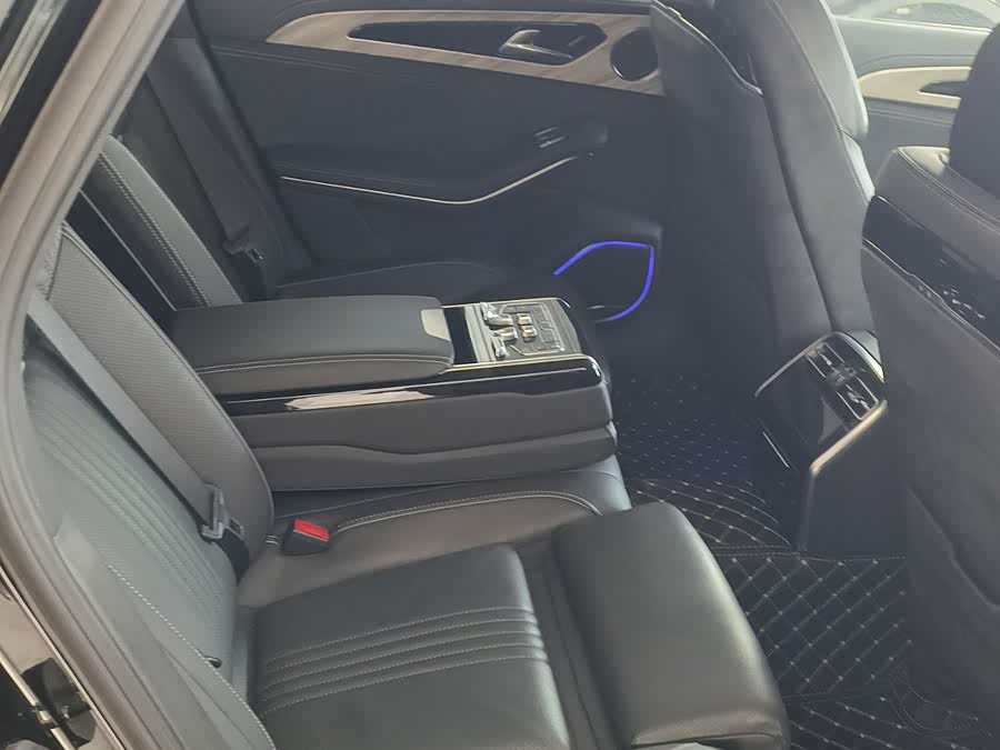 HongQi H9 2020 car image #12