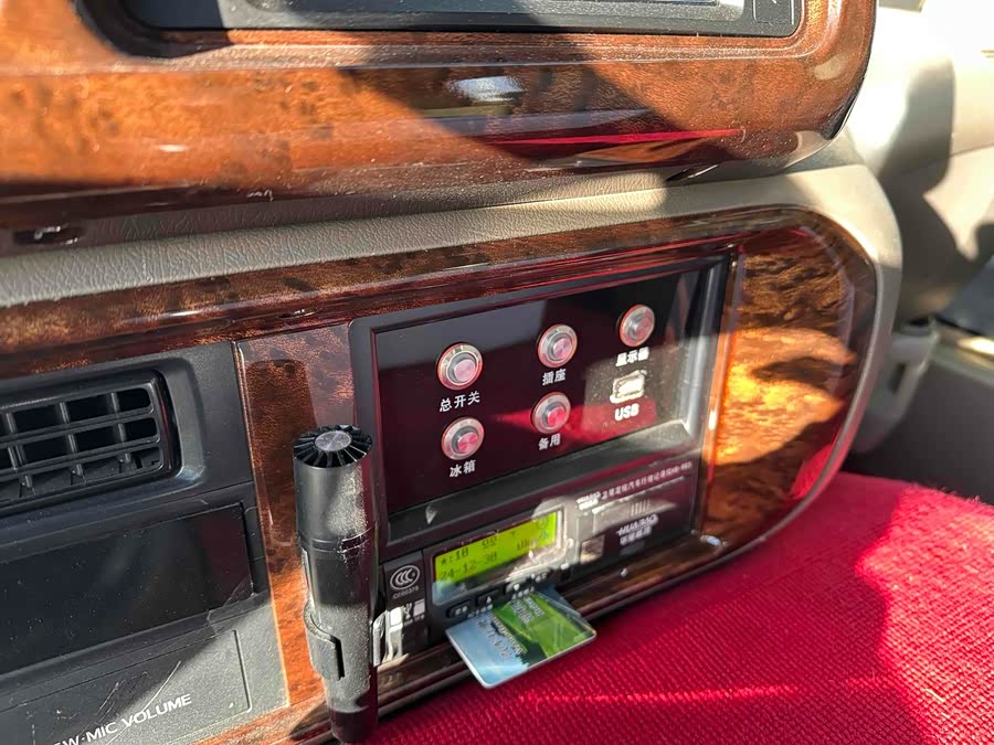 Toyota Coaster 2018 imagem de carro #12