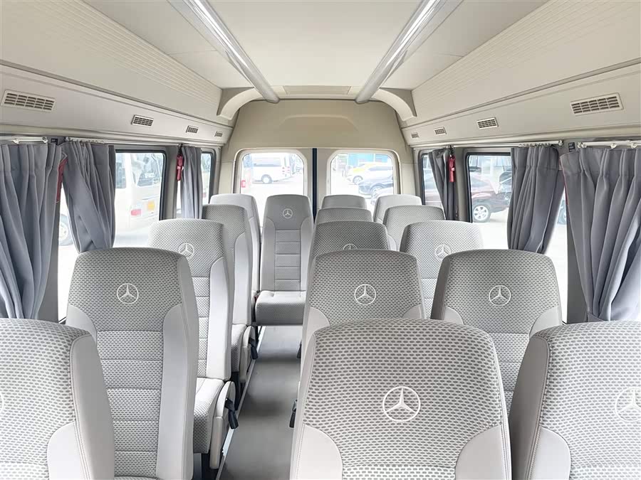 Mercedes-Benz Sprinter 2014 car image #12