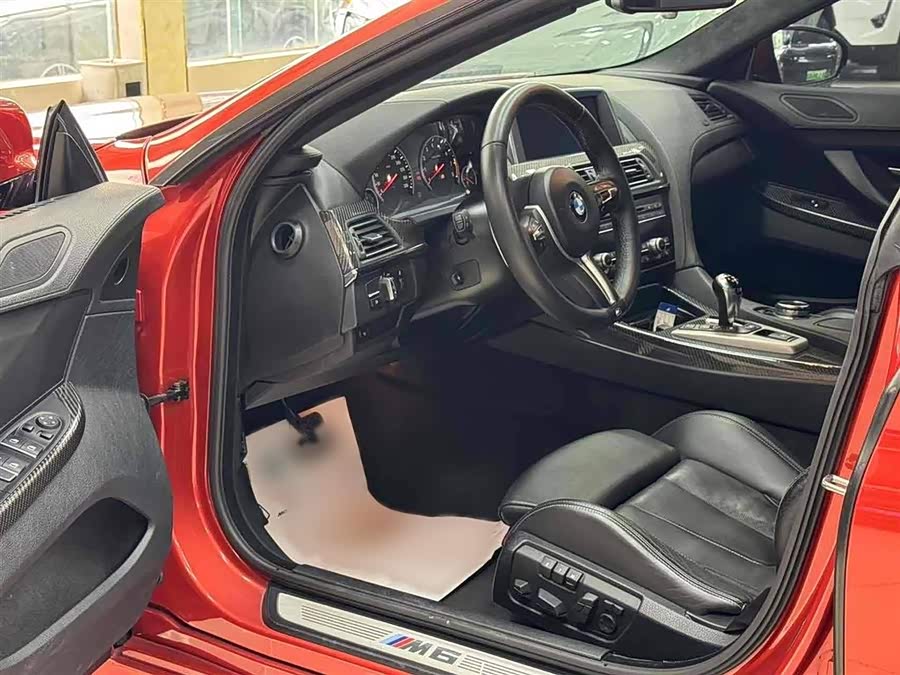 BMW M6 2014 car image #12