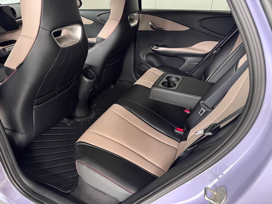 BYD Dolphin 2024 صورة سيارة #12