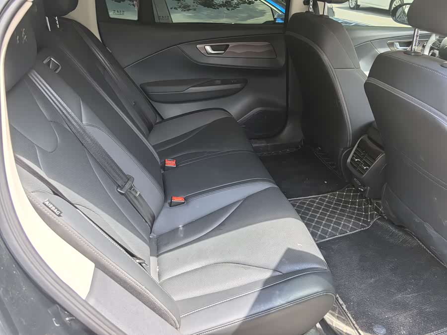 HongQi E-QM5 2023 immagine di auto #12