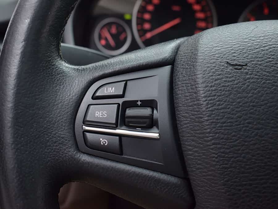 BMW X5 (Imported) 2015 immagine di auto #12