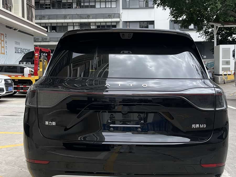 AITO 问界 问界M9 汽车图片 #12