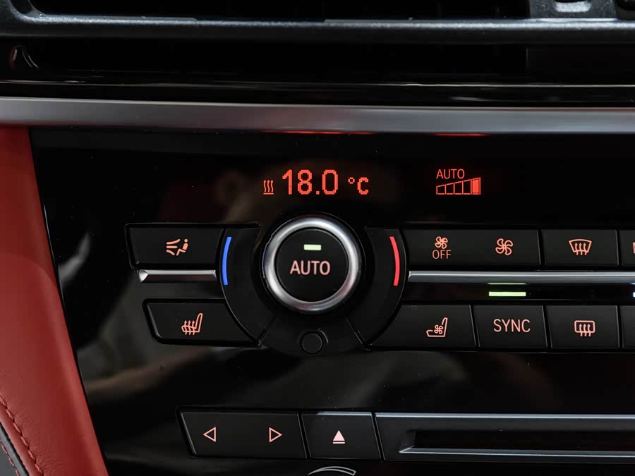 BMW X6 M 2016 car image #12