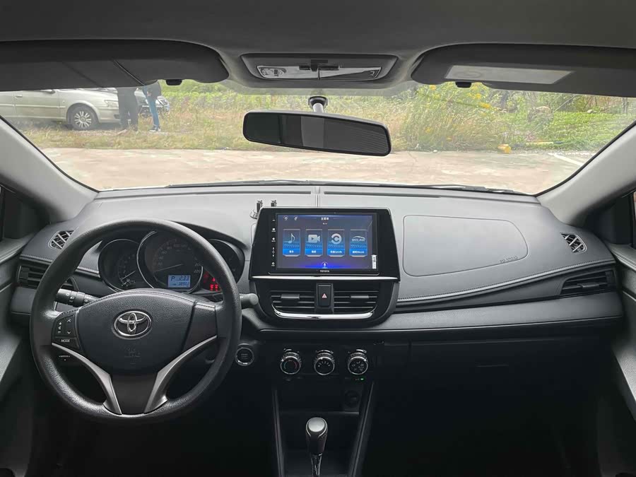 Vios 2023 car image #12