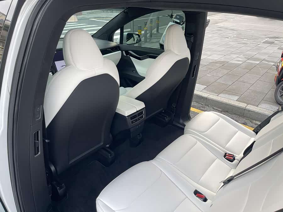 Tesla Model X 2020 #12 Tesla Model X 2020 car image #12