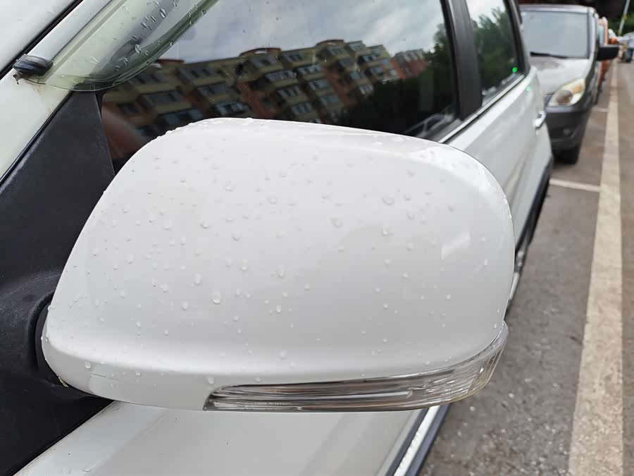 Haval H1 2016 car image #12