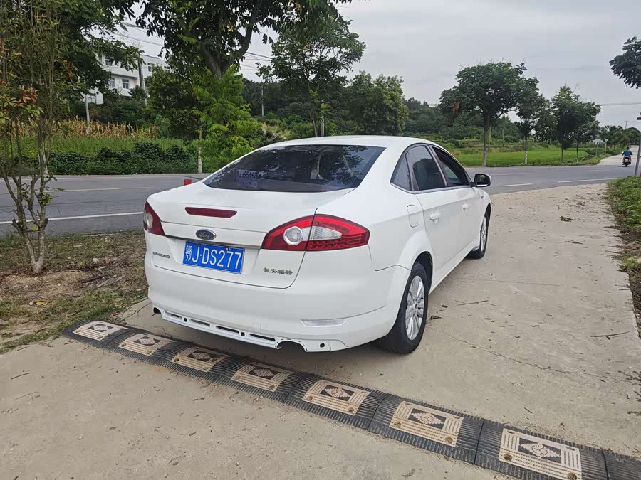 Ford Mondeo-Zhisheng 2010 car image #12