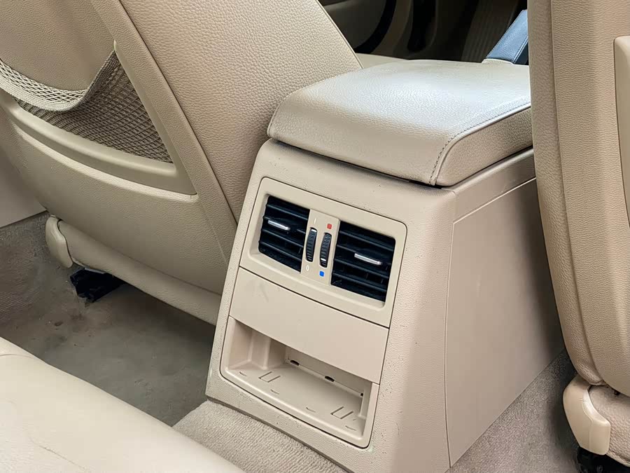 BMW 3 Series (Imported) 2010 #12 BMW 3 Series (Imported) 2010 immagine di auto #12