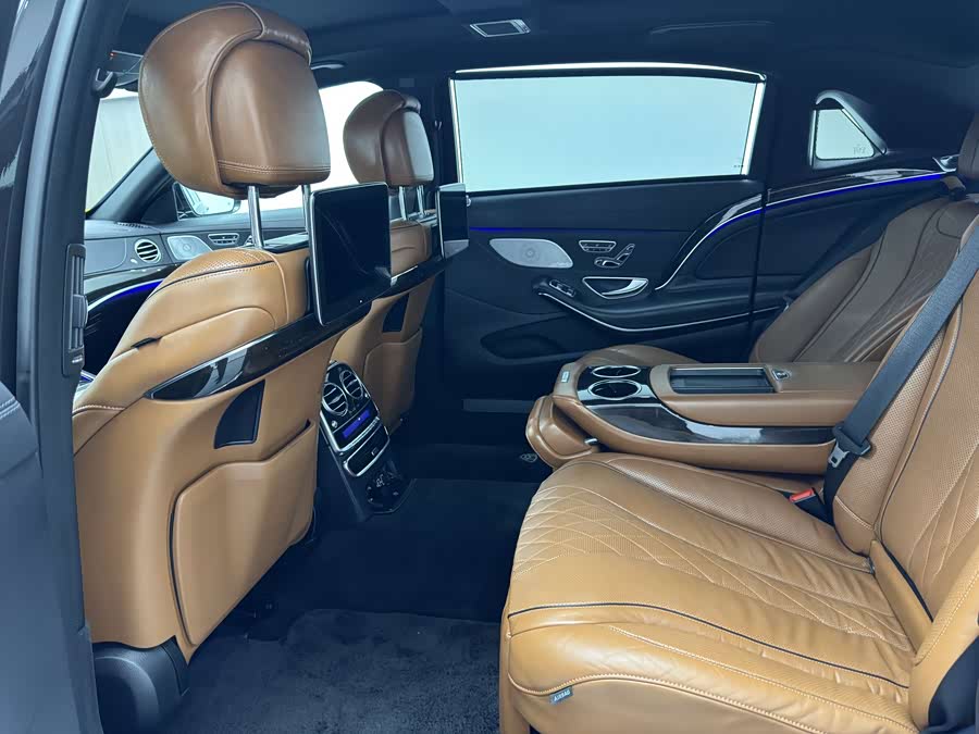Mercedes-Benz Maybach S Class 2020 car image #12
