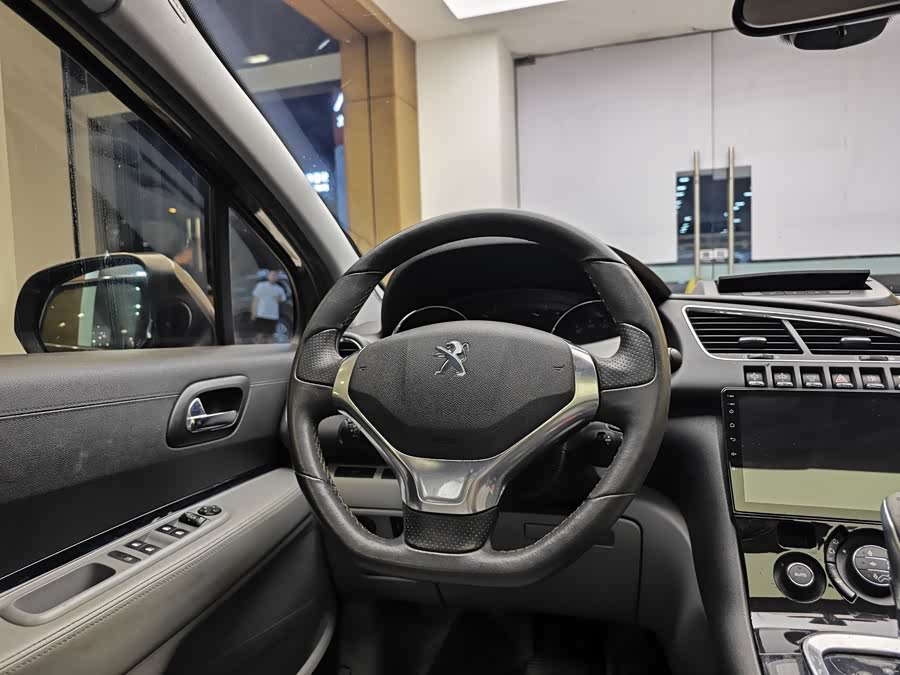 Peugeot 3008 2013 صورة سيارة #12