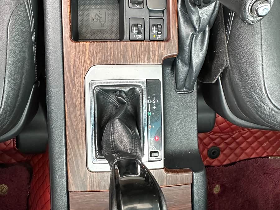 Toyota Land Cruiser Prado 2016 #12 Toyota Land Cruiser Prado 2016 car image #12