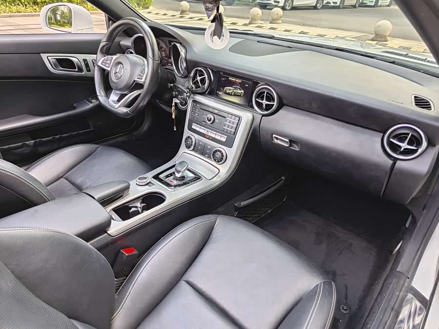 Mercedes-Benz SLC Class 2018 #12 Mercedes-Benz SLC Class 2018 car image #12