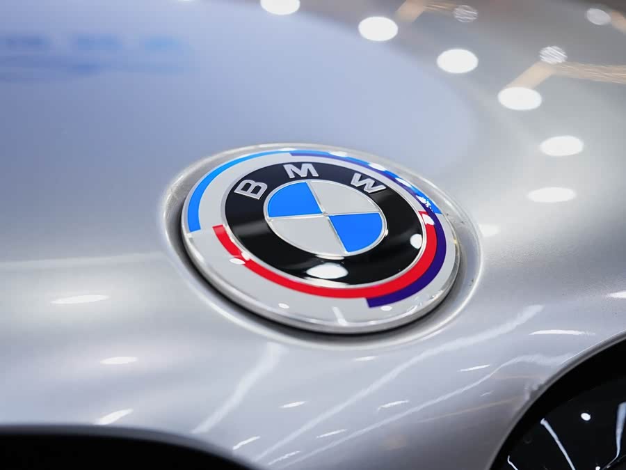 BMW X6 M 2017 #12 BMW X6 M 2017 car image #12