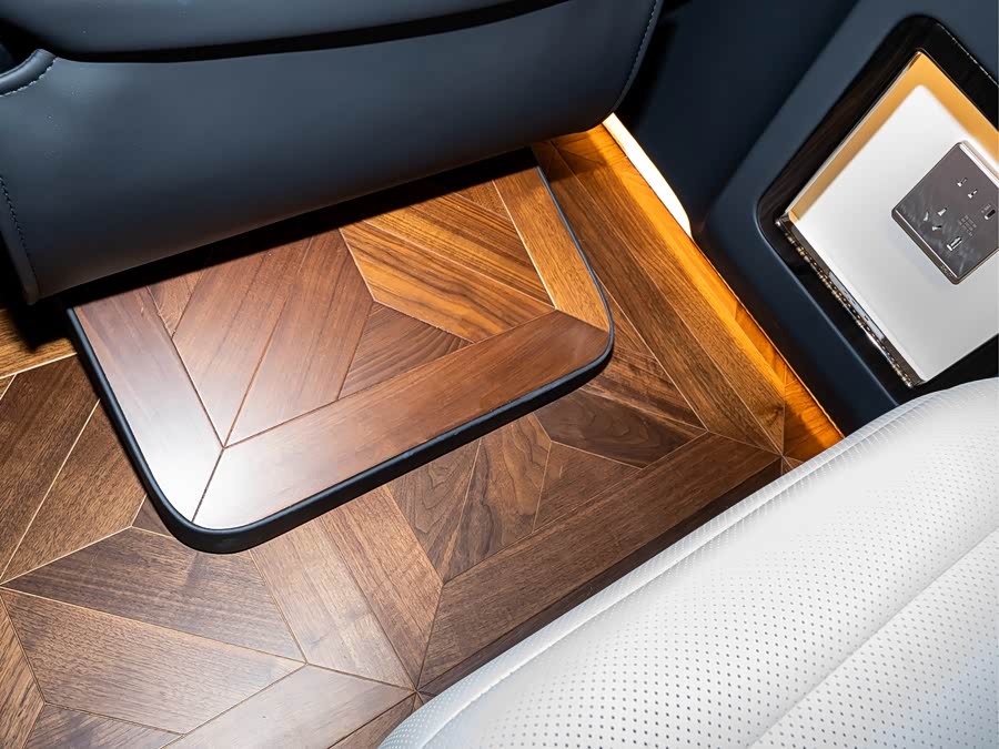 HongQi GuoYue #12 HongQi GuoYue صورة سيارة #12