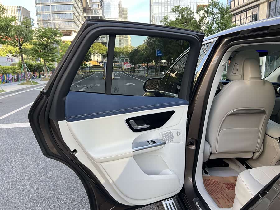 Mercedes-Benz EQE SUV 2023 immagine di auto #12