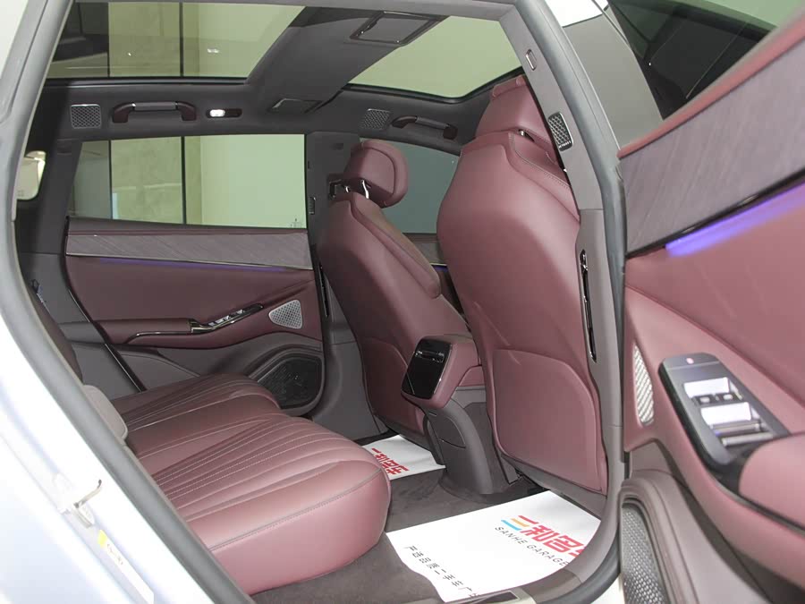 Denza Z9GT 2024 immagine di auto #12