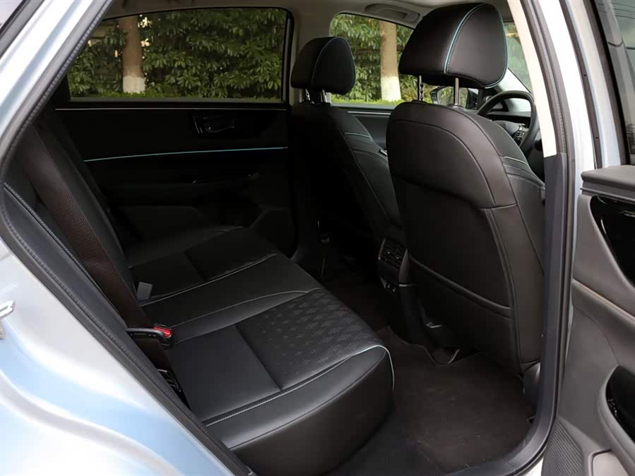 Honda e:NP2 2024 immagine di auto #12