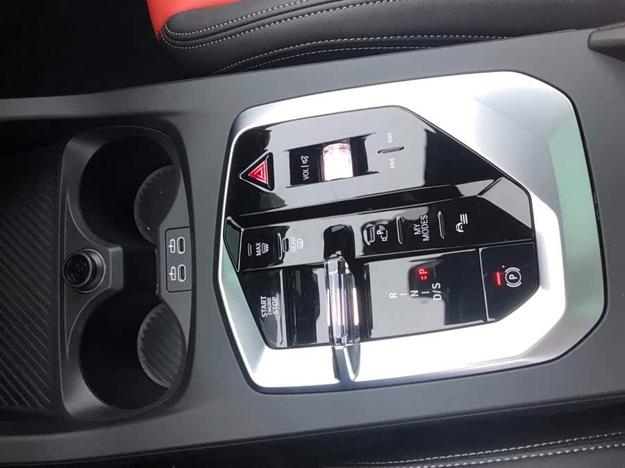 BMW M235L car image #12