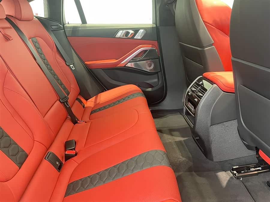 BMW X6 M 2025 car image #12