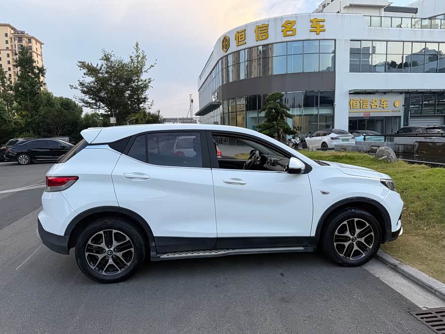 Soueast DX3 2019 #12 Soueast DX3 2019 car image #12