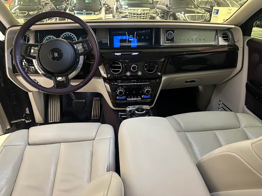 劳斯莱斯 幻影 2020 汽车图片 #12