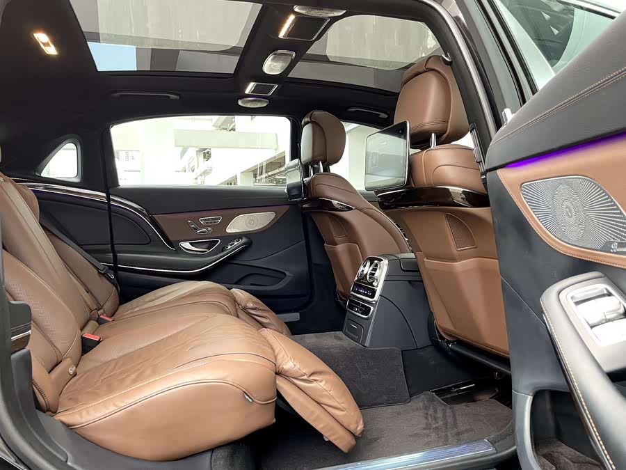 Mercedes-Benz Maybach S Class 2018 #12 Mercedes-Benz Maybach S Class 2018 image de voiture #12