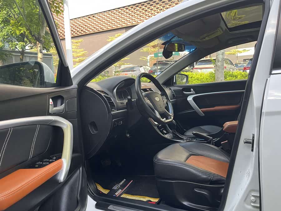 GEELY Emgrand 2015 car image #12