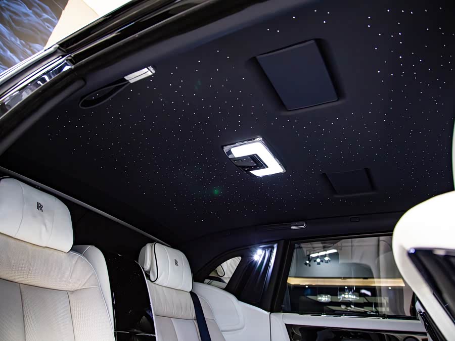 劳斯莱斯 幻影 2022 汽车图片 #12