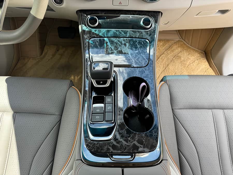 Forthing Yacht 2023 #12 Forthing Yacht 2023 car image #12