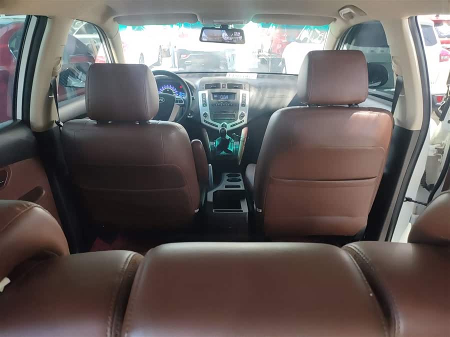 BYD S6 2015 car image #12
