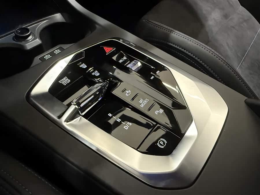 BMW M235L #12 BMW M235L صورة سيارة #12