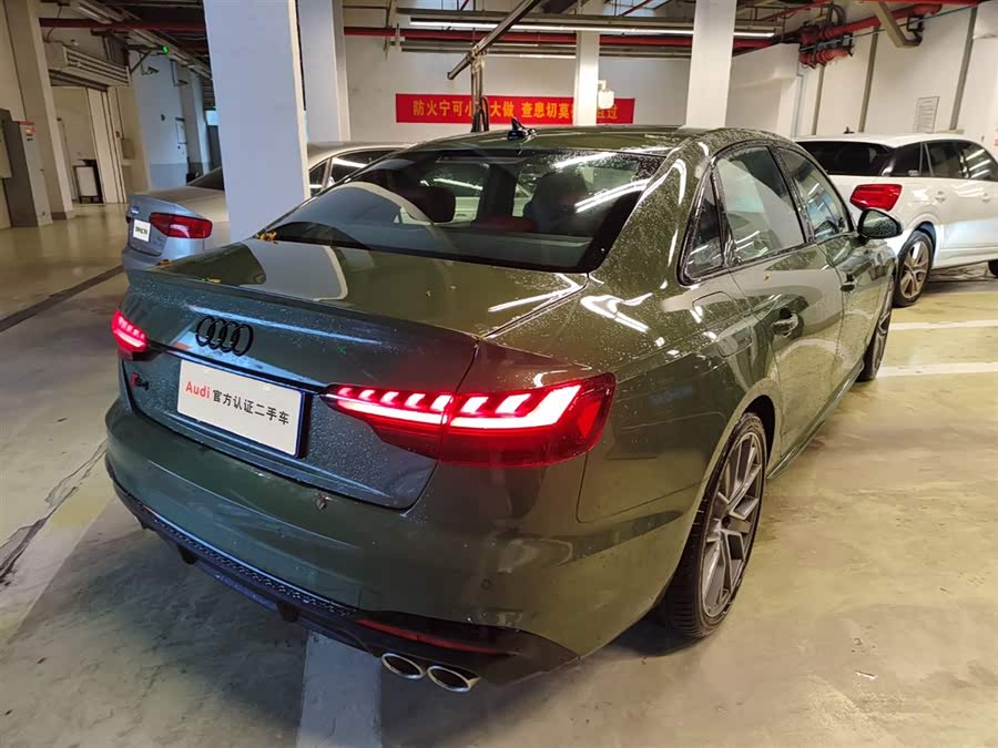 Audi S4 2023 car image #12