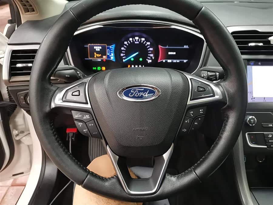 Ford Mondeo New Energy 2020 car image #12