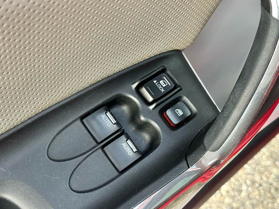 Honda CR-Z 2013 car image #12