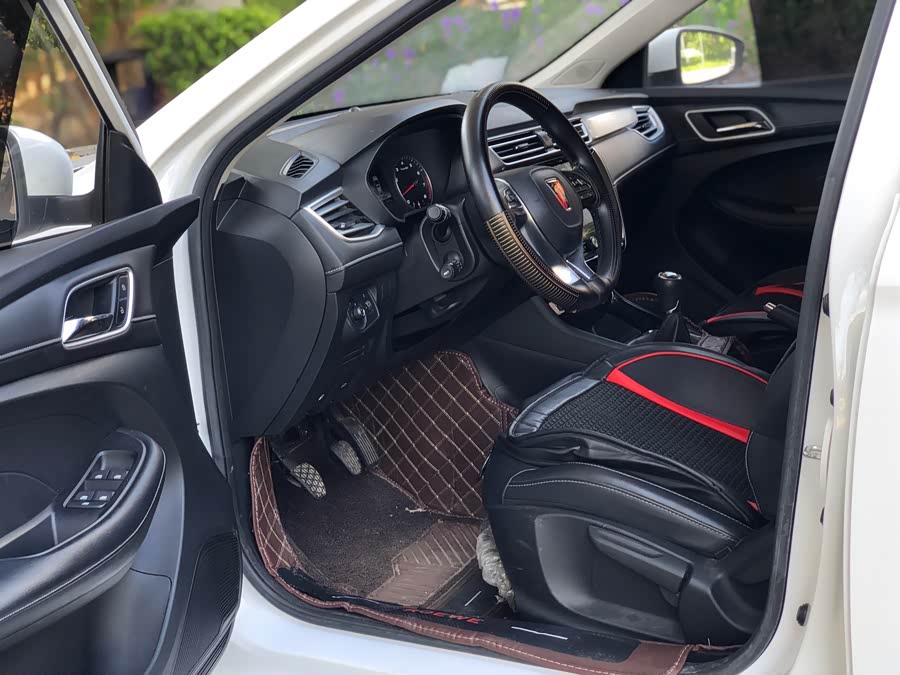 Roewe i5 2019 #12 Roewe i5 2019 car image #12