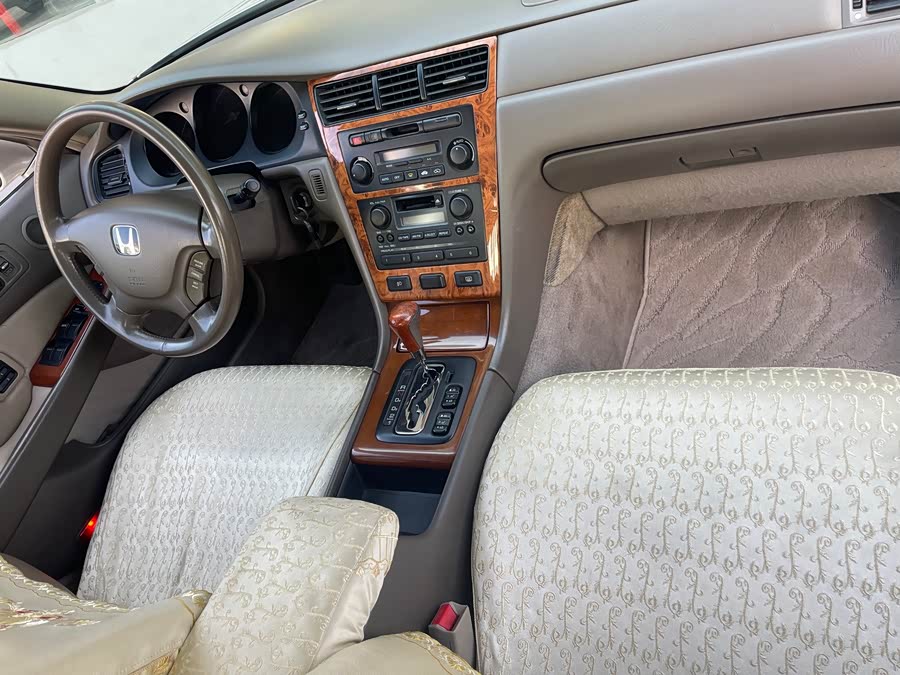 Honda Legend 2004 car image #12